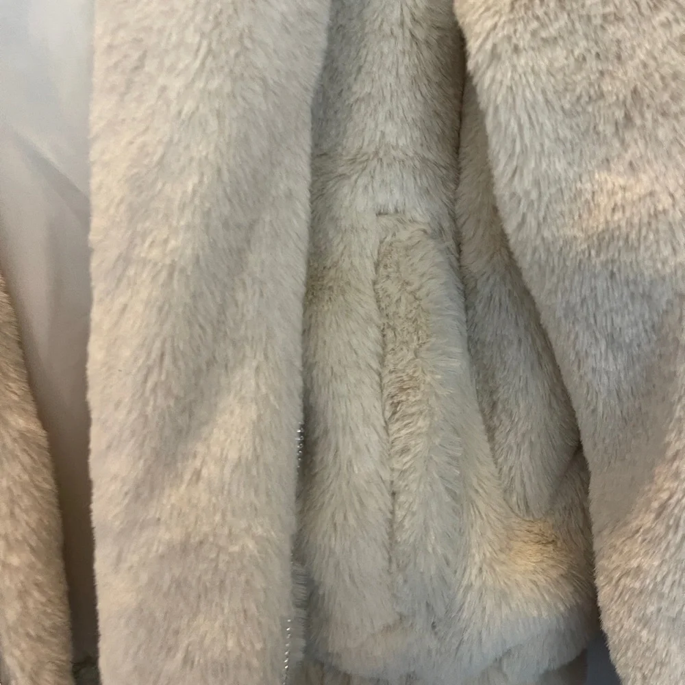 VIGOSS Faux Fur Bomber jacket with Hoodie - size L - Picture 4 of 8